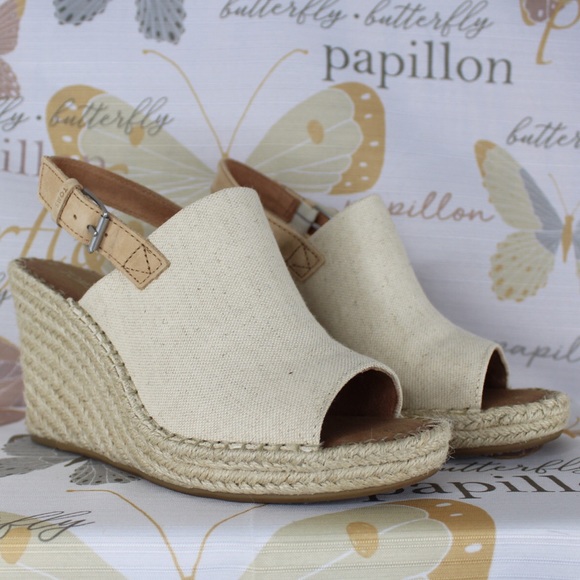 Toms Shoes - Toms women’s espadrille wedge sandals